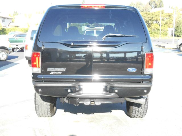Ford Excursion 2004 photo 3