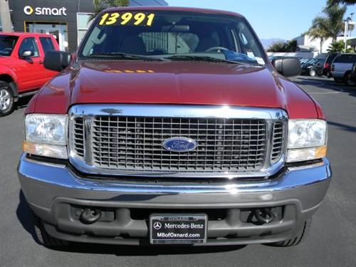 Ford Excursion 2004 photo 2