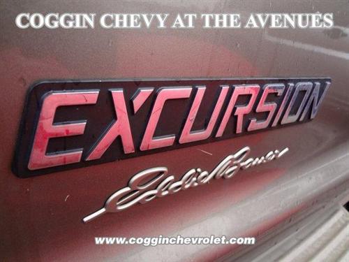 Ford Excursion 2004 photo 3