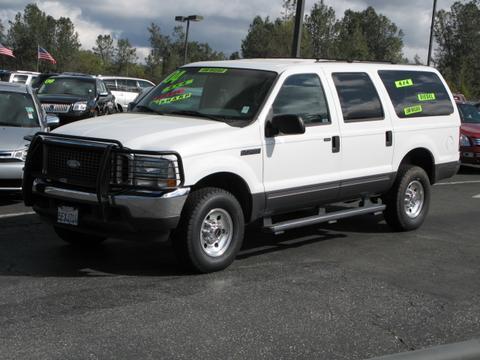 Ford Excursion 2004 photo 1