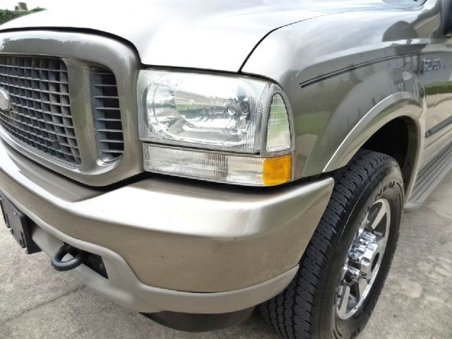 Ford Excursion 4WD SL SUV