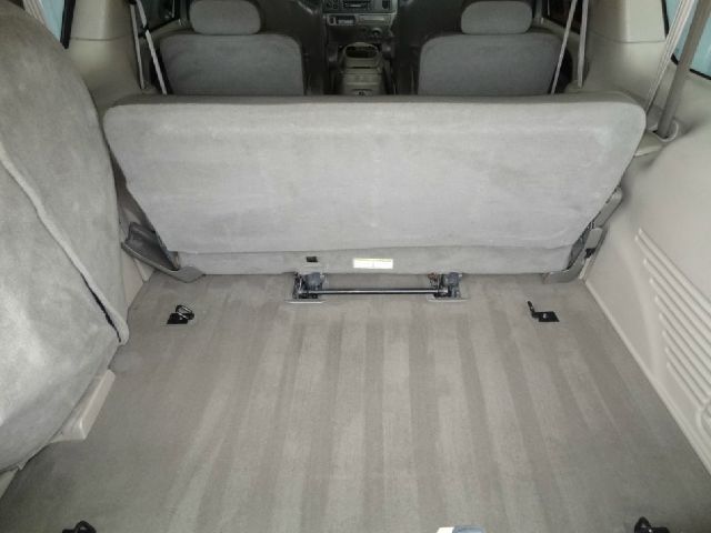 Ford Excursion 2004 photo 11