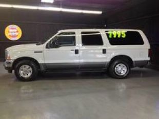 Ford Excursion 2004 photo 2