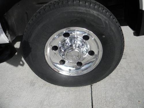 Ford Excursion 2004 photo 2