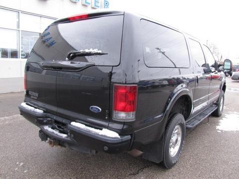 Ford Excursion 2004 photo 2