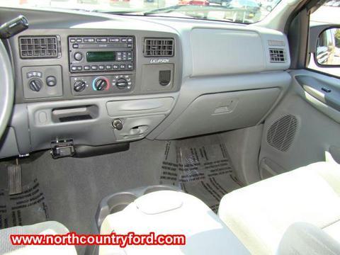Ford Excursion 2004 photo 3