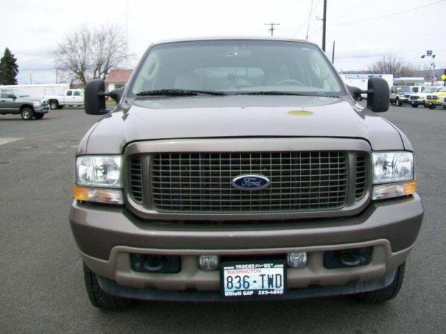 Ford Excursion 2004 photo 4