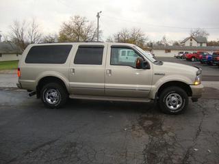 Ford Excursion 2004 photo 1