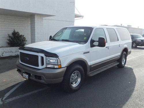 Ford Excursion 2004 photo 1