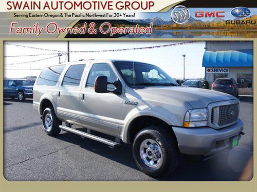 Ford Excursion 2004 photo 1