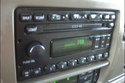 Ford Excursion 2004 photo 5