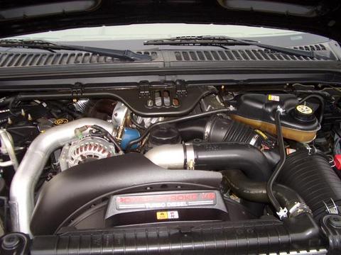 Ford Excursion 2004 photo 1