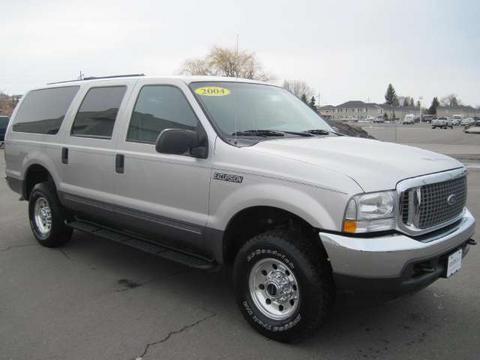 Ford Excursion 2004 photo 1