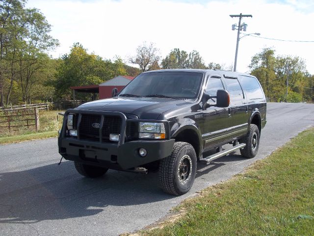 Ford Excursion 2004 photo 3