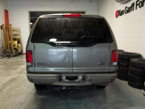Ford Excursion 2004 photo 3