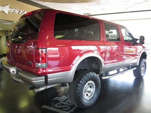 Ford Excursion 2004 photo 1
