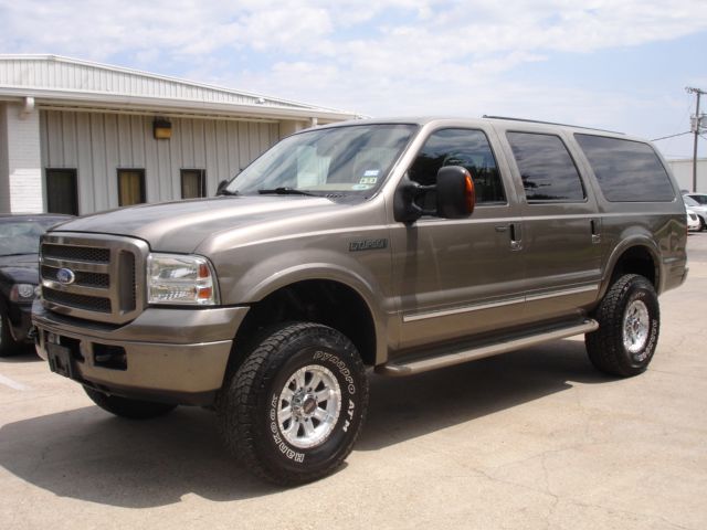 Ford Excursion 2005 photo 3
