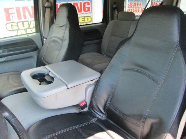 Ford Excursion 2005 photo 5