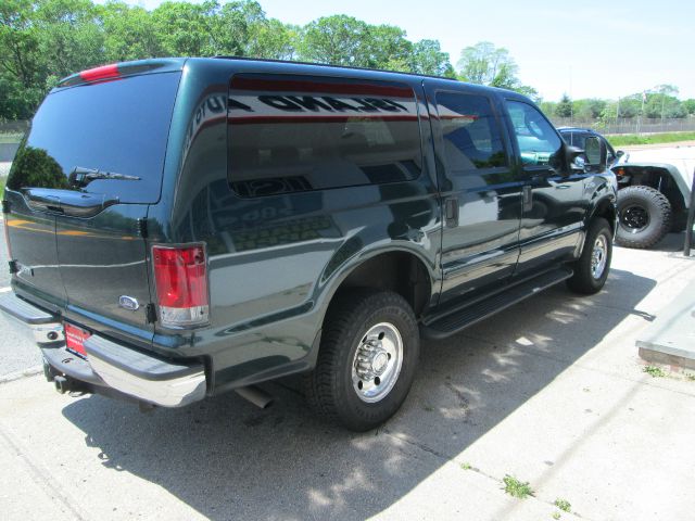 Ford Excursion 2005 photo 9