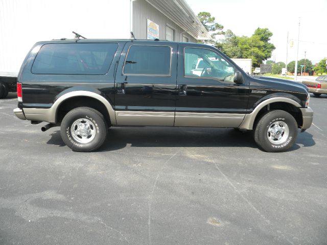Ford Excursion 2005 photo 1