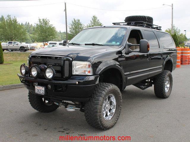 Ford Excursion 2005 photo 1