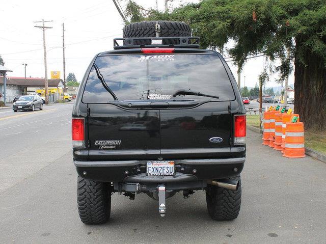 Ford Excursion 2005 photo 2