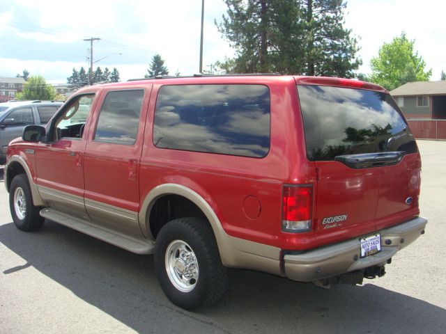 Ford Excursion 4WD SL SUV