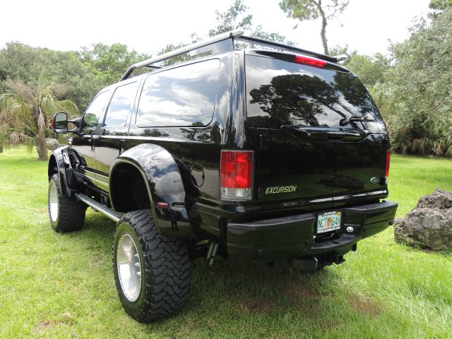 Ford Excursion SLT 25 SUV