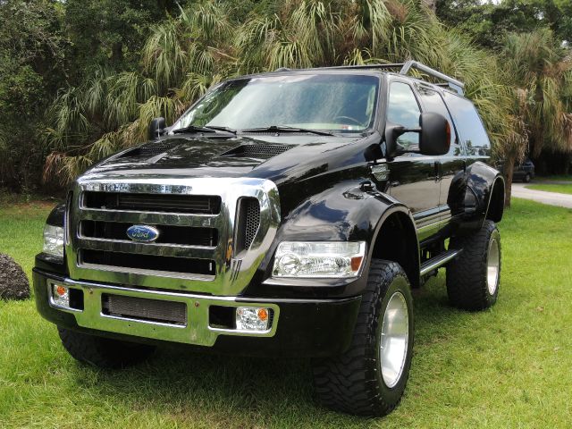 Ford Excursion 2005 photo 3