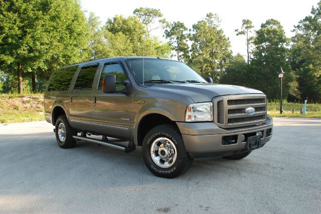 Ford Excursion 2005 photo 3