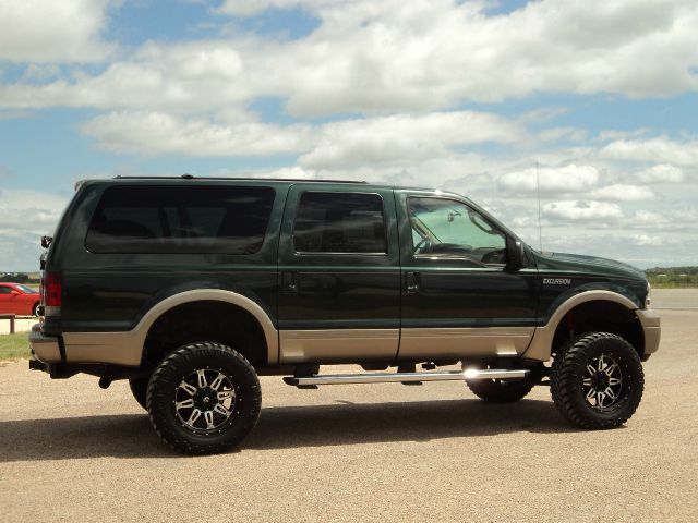 Ford Excursion 2005 photo 13