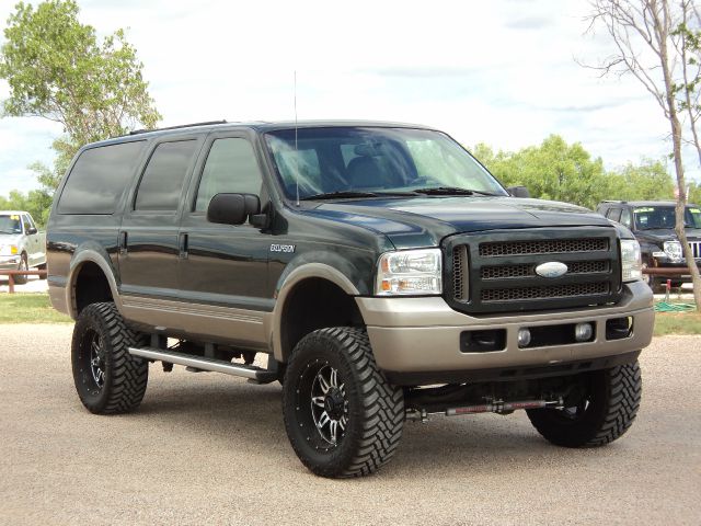 Ford Excursion 2005 photo 26