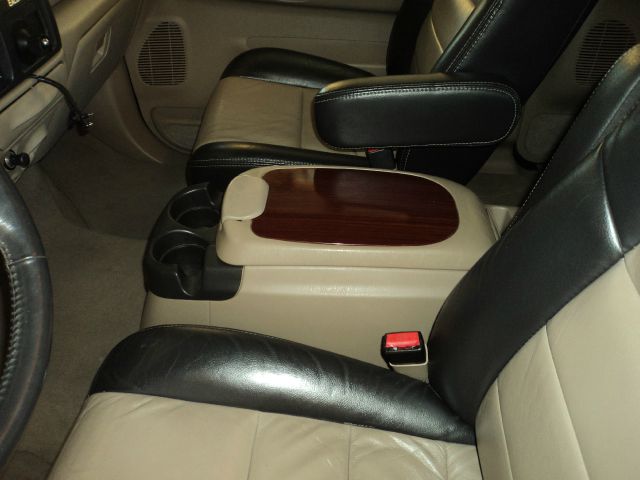 Ford Excursion 2005 photo 48
