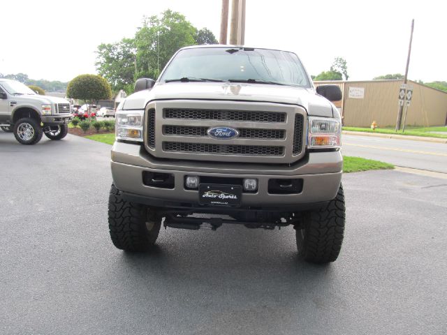 Ford Excursion 2005 photo 1