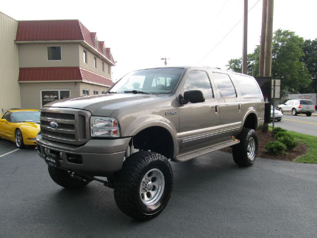 Ford Excursion 2005 photo 4