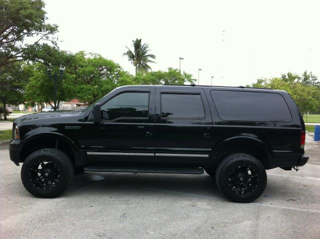 Ford Excursion 2005 photo 20