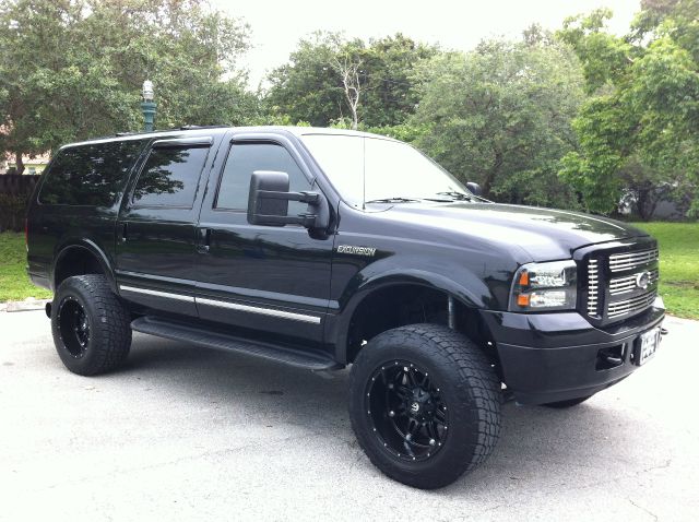 Ford Excursion 2005 photo 25