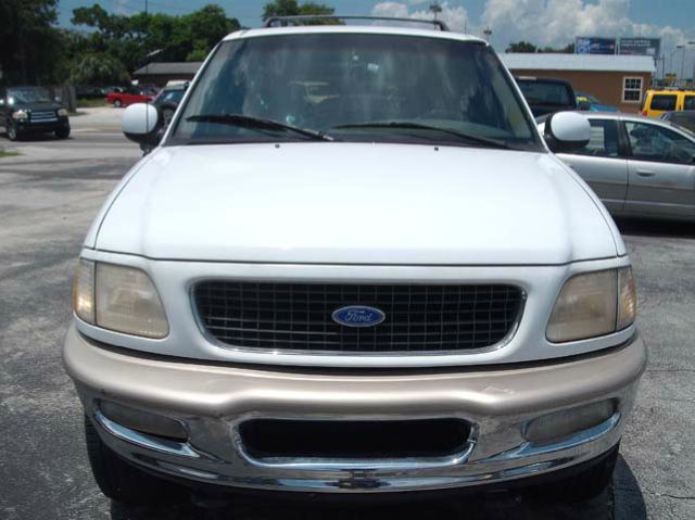 Ford Expedition 1997 photo 1