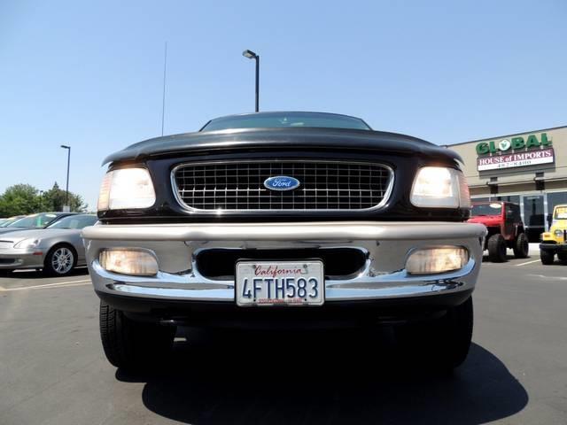 Ford Expedition 1997 photo 2