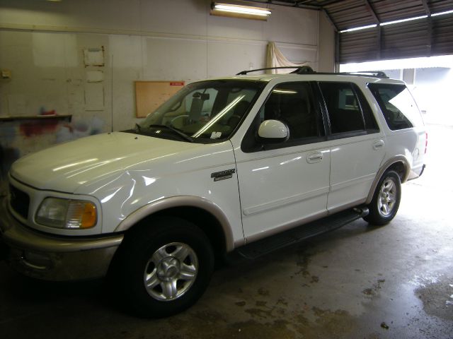 Ford Expedition 1998 photo 3