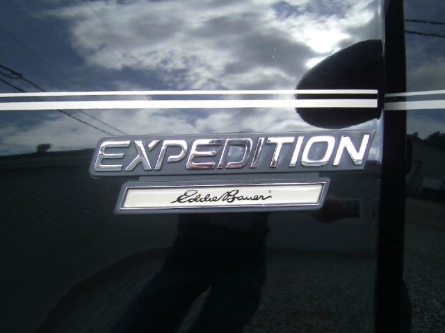 Ford Expedition SL 4x4 Regular Cab SUV