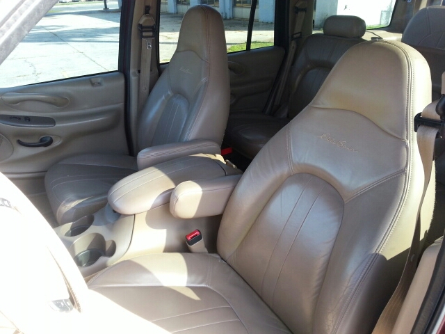 Ford Expedition 1999 photo 1