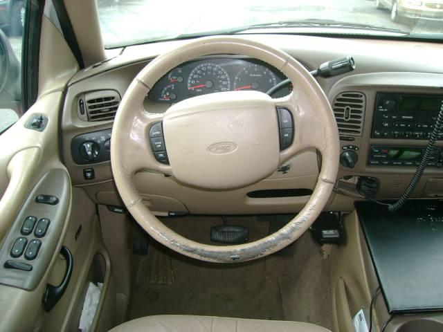 Ford Expedition 1999 photo 3