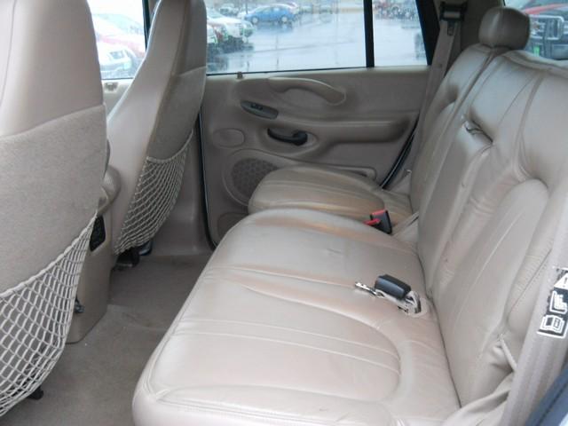 Ford Expedition 1999 photo 2