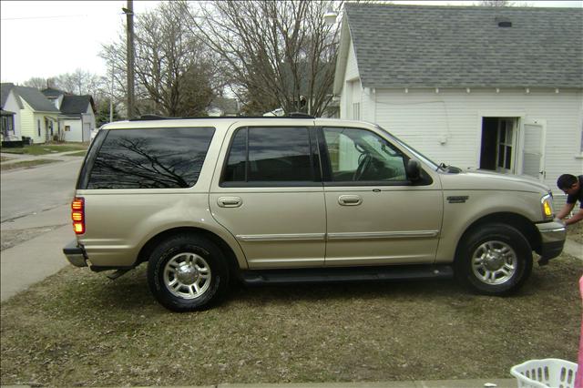 Ford Expedition Unknown Passenger Van