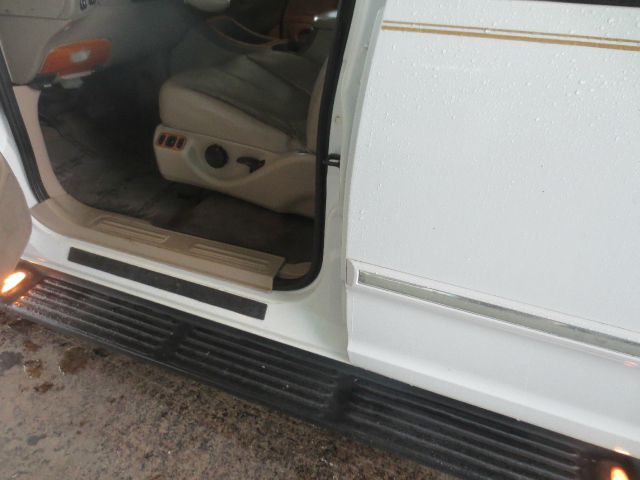 Ford Expedition SL 4x4 Regular Cab SUV