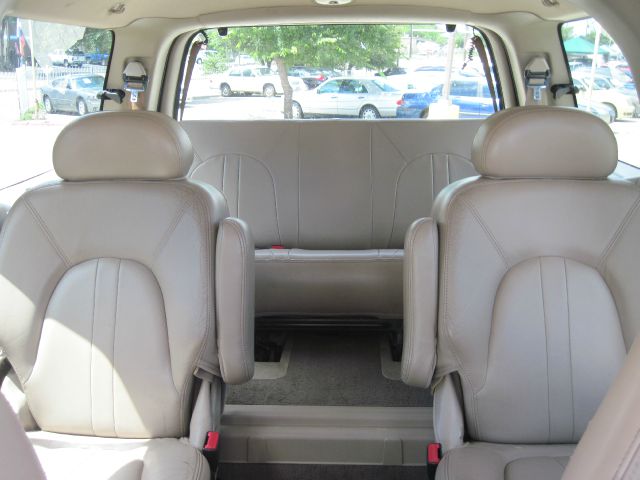 Ford Expedition 2000 photo 2