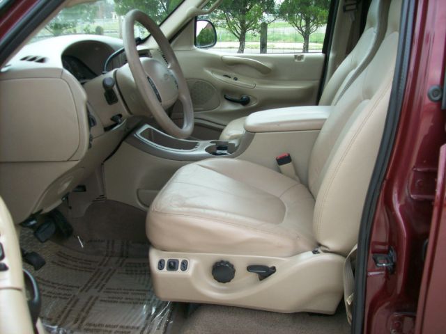 Ford Expedition SL 4x4 Regular Cab SUV