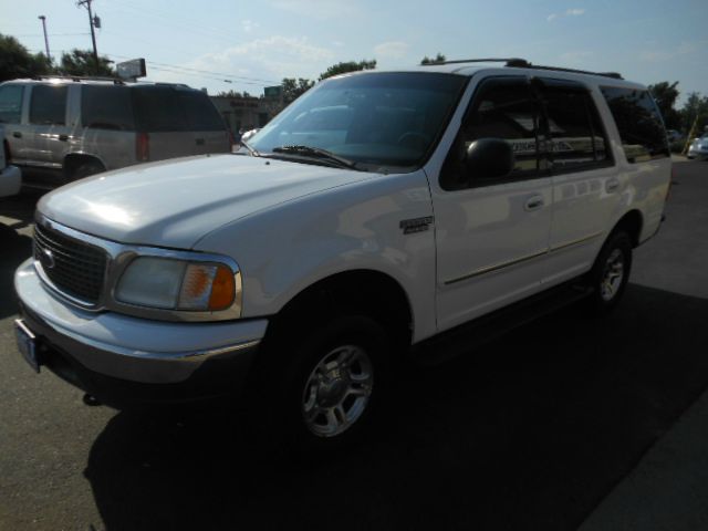 Ford Expedition 2000 photo 3