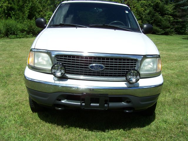 Ford Expedition 2000 photo 1